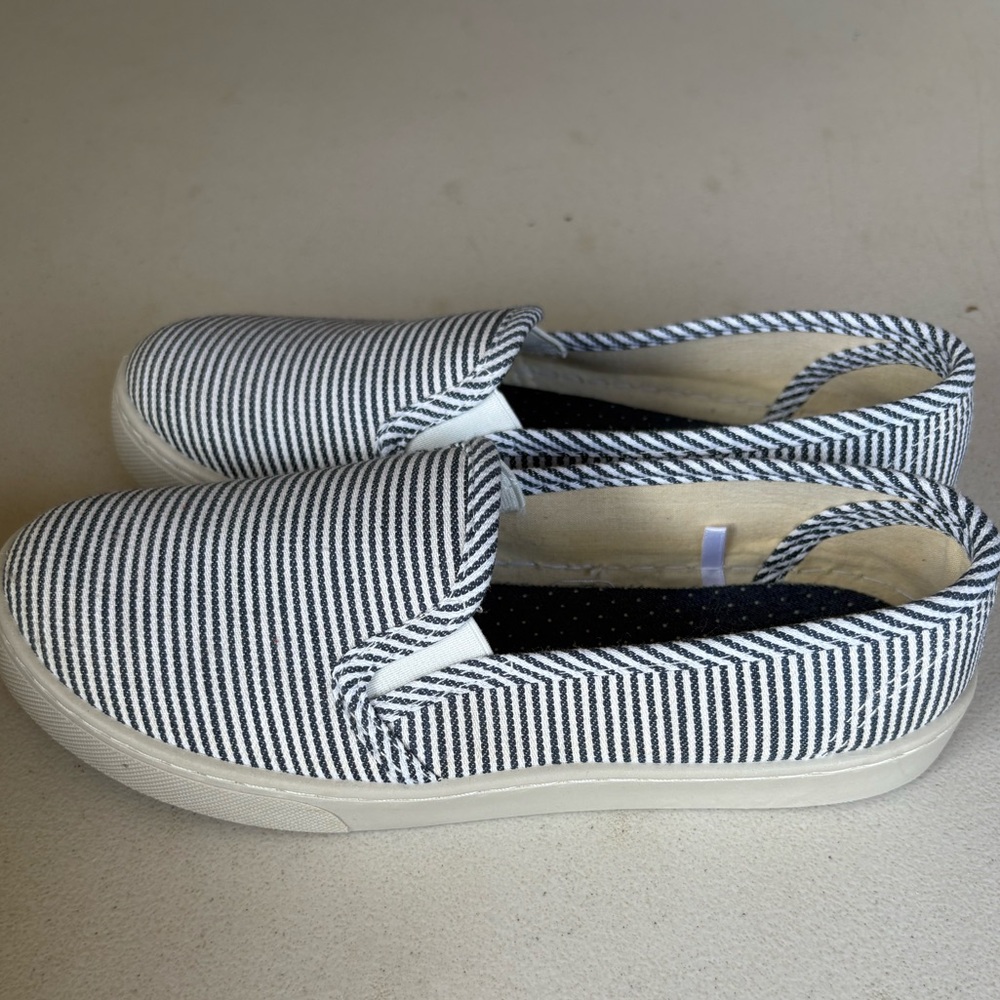 Striped Womens Slip-On Shoes - Blue and White
